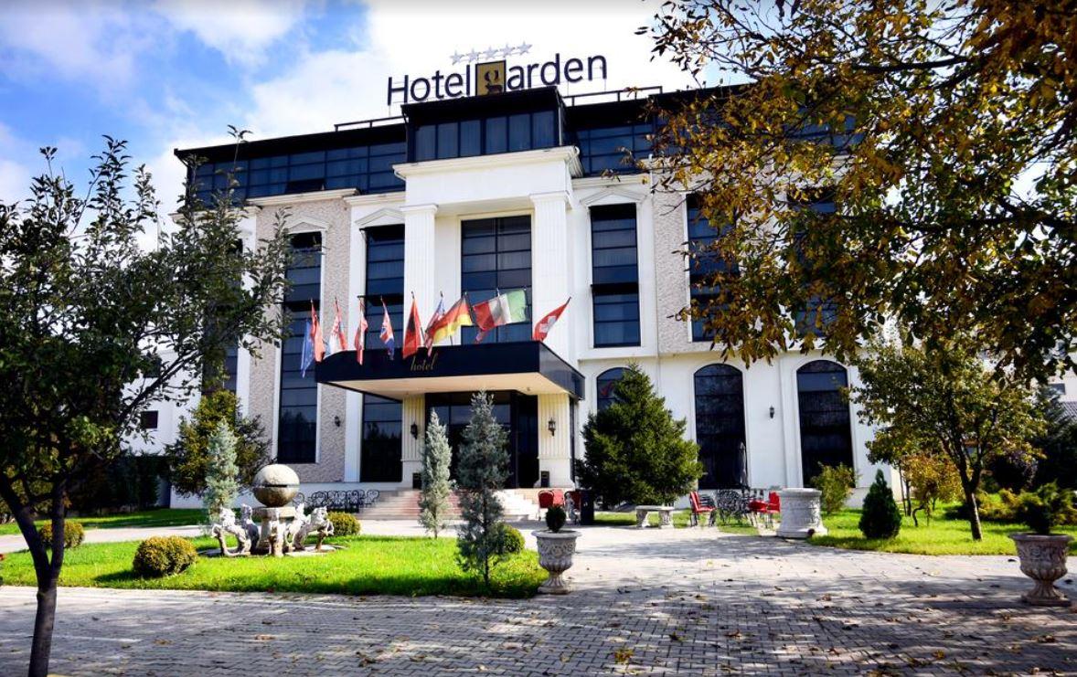 Hotel Garden Pristina Esterno foto